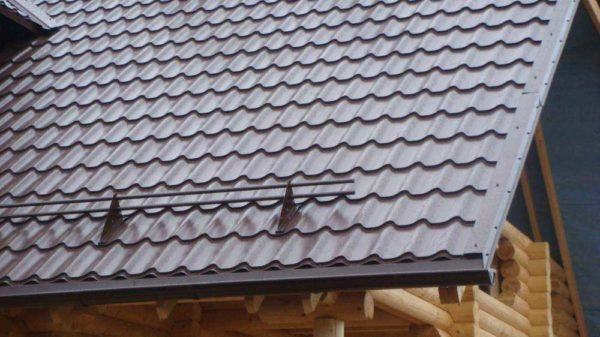 Как сделать крышу из металлочерепицы