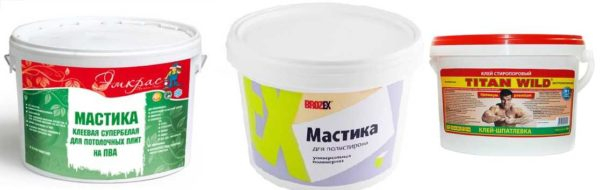 Как клеить потолочную плитку