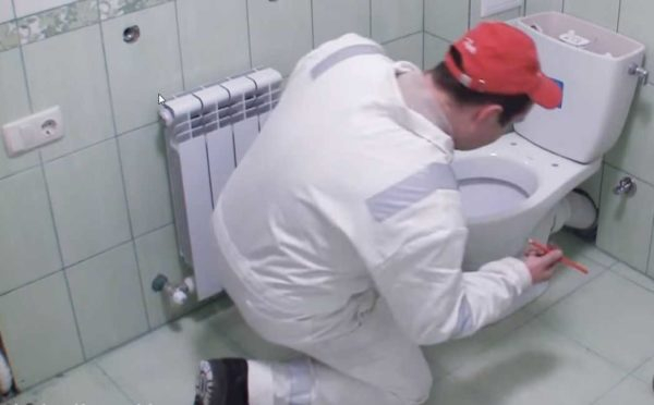 Как самостоятельно установить унитаз