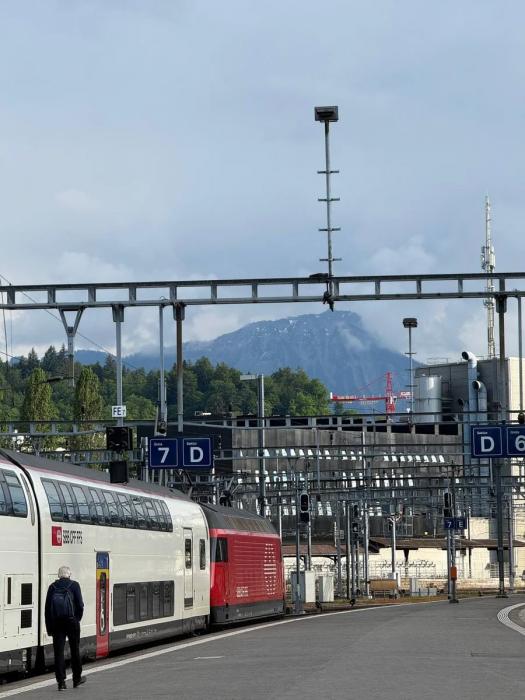 Swiss Pass и лучшие места Швейцарии: от Маттерхорна до Рейнского водопада