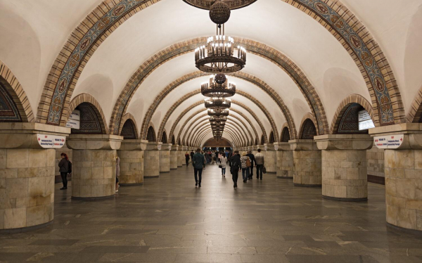 8 самых интересных станций метро Петербурга