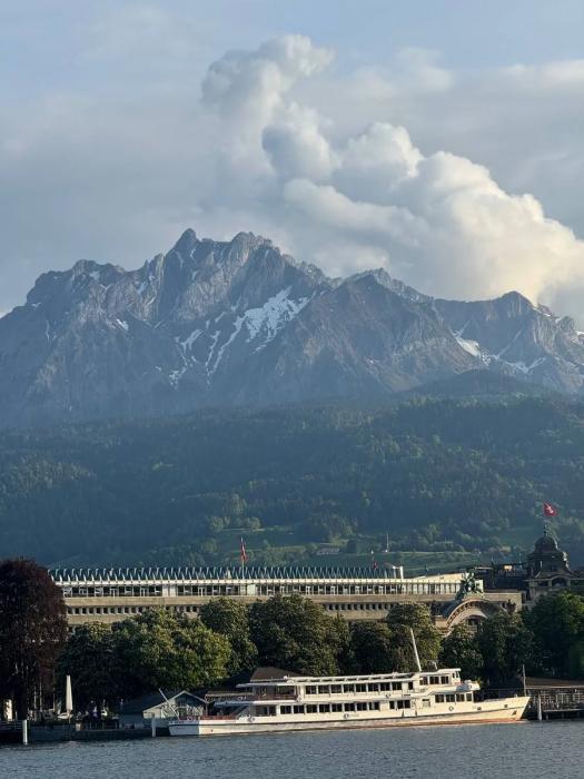 Swiss Pass и лучшие места Швейцарии: от Маттерхорна до Рейнского водопада