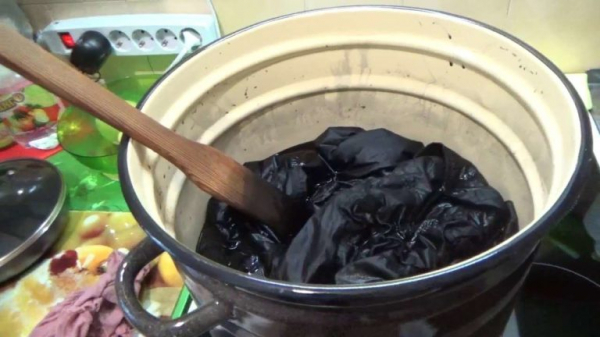 Окрашивание одежды дома: красители, способы покраски