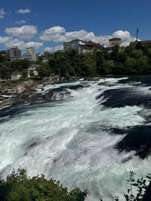 Swiss Pass и лучшие места Швейцарии: от Маттерхорна до Рейнского водопада