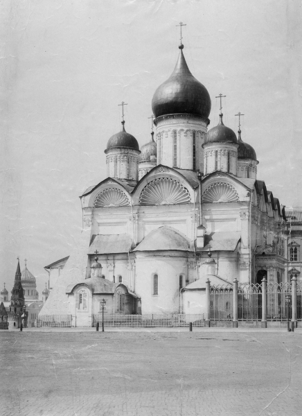 Шатры, узоры и почти барокко: памятники русской архитектуры XV–XVII веков
