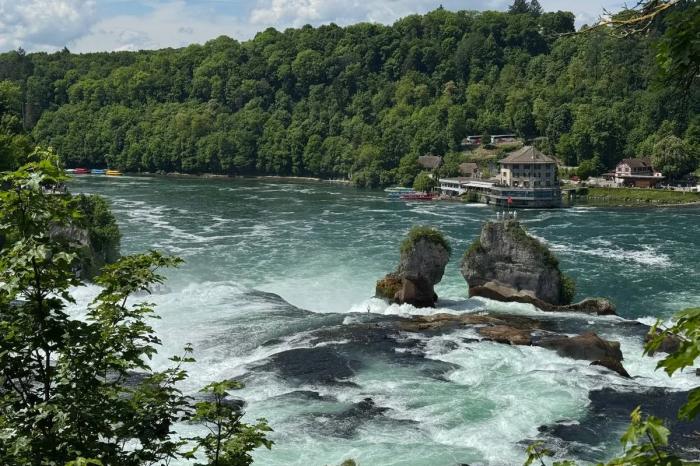Swiss Pass и лучшие места Швейцарии: от Маттерхорна до Рейнского водопада