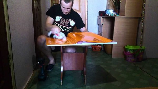 Самоклеющаяся виниловая (ПВХ) пленка для оклейки мебели