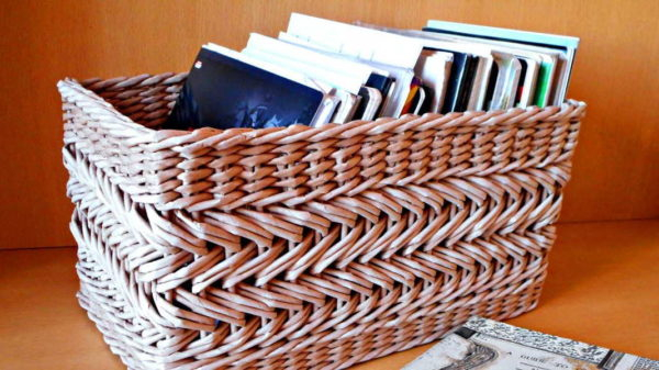 Плетение из газетных трубочек — интересные поделки своими руками