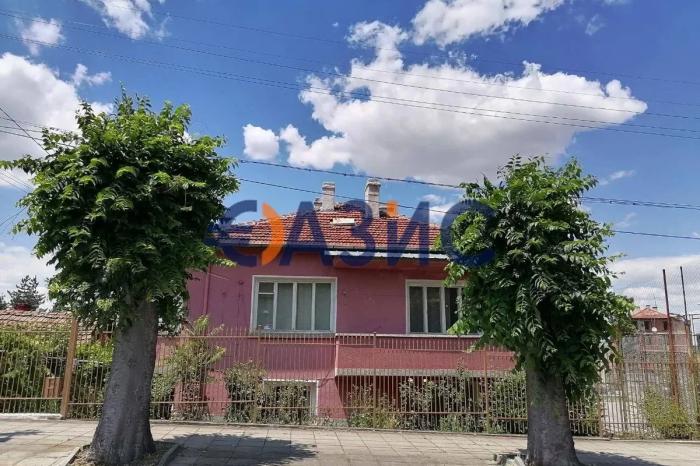 Три дома в Болгарии, которые могут стать вашей дачей. Цены — до €99,000