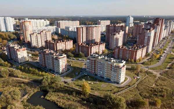 В Москве в июне резко выросло предложение жилья в элитных новостройках