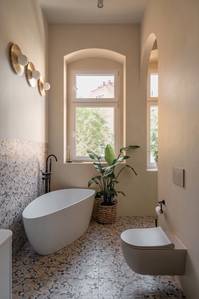 Акцентная кухня, винтажные двери и высокие потолки: квартира во Вроцлаве Акцентная кухня, винтажные двери и высокие потолки: квартира во Вроцлаве