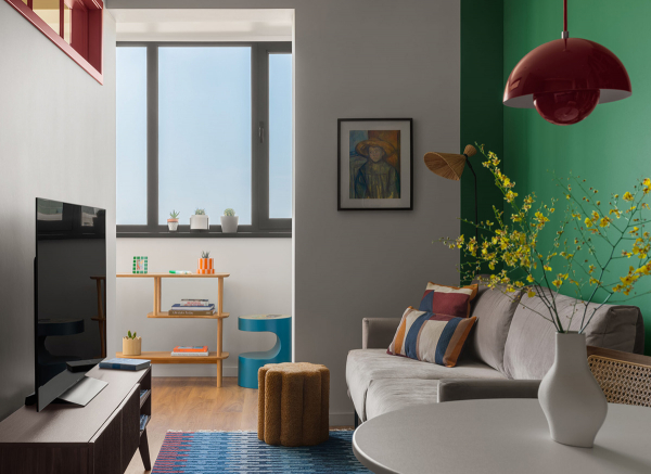 Красочный дизайн маленькой квартиры со сложной планировкой в Алматы(45 кв. м) Красочный дизайн маленькой квартиры со сложной планировкой в Алматы(45 кв. м)