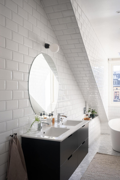 Роскошный интерьер мансардной квартиры в Стокгольме