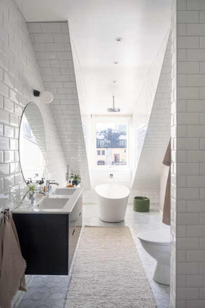 Роскошный интерьер мансардной квартиры в Стокгольме