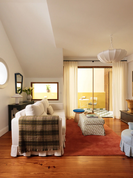 Солнечная квартира в уникальном доме на острове Мадейра