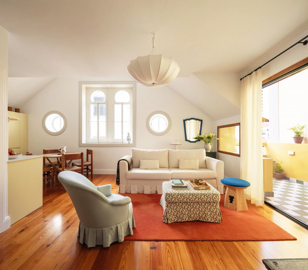 Солнечная квартира в уникальном доме на острове Мадейра