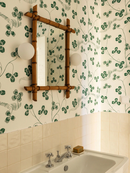 Солнечная квартира в уникальном доме на острове Мадейра