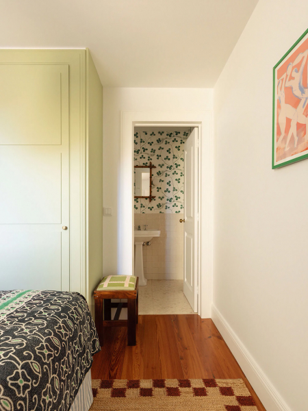 Солнечная квартира в уникальном доме на острове Мадейра