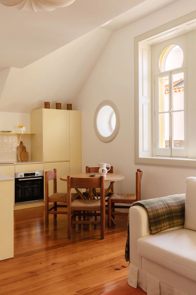 Солнечная квартира в уникальном доме на острове Мадейра