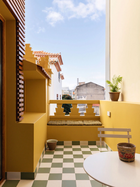 Солнечная квартира в уникальном доме на острове Мадейра