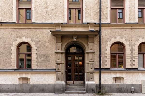 Тёплые песочные тона и интересные детали: квартира в Стокгольме Тёплые песочные тона и интересные детали: квартира в Стокгольме