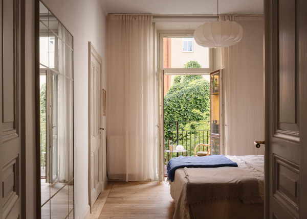 Тёплые песочные тона и интересные детали: квартира в Стокгольме Тёплые песочные тона и интересные детали: квартира в Стокгольме