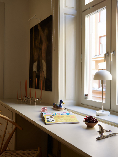 Тёплые песочные тона и интересные детали: квартира в Стокгольме Тёплые песочные тона и интересные детали: квартира в Стокгольме