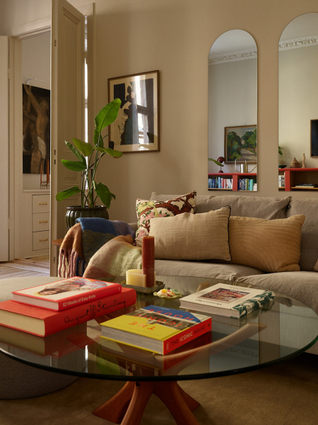 Тёплые песочные тона и интересные детали: квартира в Стокгольме Тёплые песочные тона и интересные детали: квартира в Стокгольме