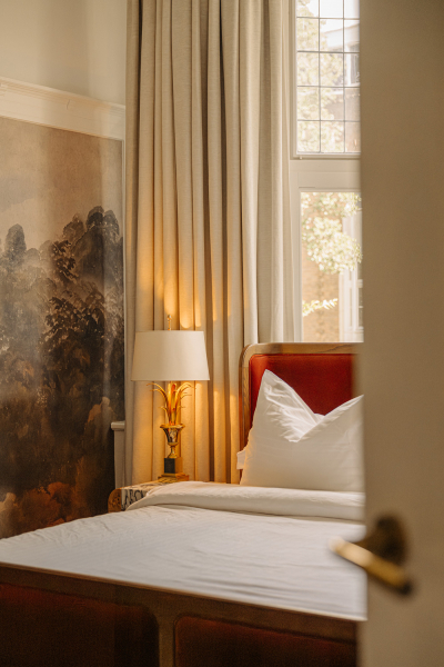 Великолепные апартаменты в Амстердаме, вдохновлённые парижскими интерьерами Великолепные апартаменты в Амстердаме, вдохновлённые парижскими интерьерами