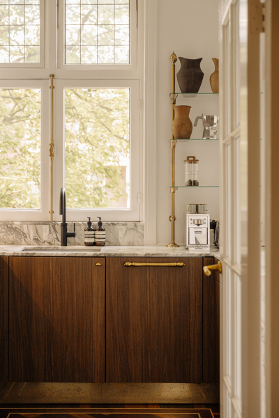 Великолепные апартаменты в Амстердаме, вдохновлённые парижскими интерьерами Великолепные апартаменты в Амстердаме, вдохновлённые парижскими интерьерами