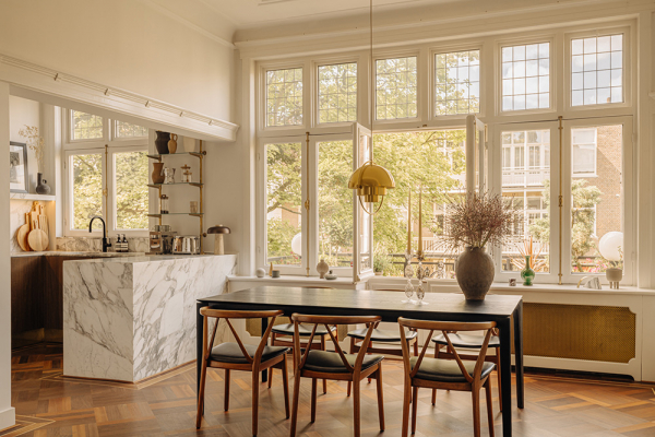 Великолепные апартаменты в Амстердаме, вдохновлённые парижскими интерьерами Великолепные апартаменты в Амстердаме, вдохновлённые парижскими интерьерами