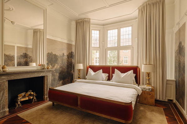 Великолепные апартаменты в Амстердаме, вдохновлённые парижскими интерьерами Великолепные апартаменты в Амстердаме, вдохновлённые парижскими интерьерами