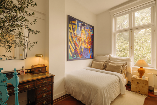 Великолепные апартаменты в Амстердаме, вдохновлённые парижскими интерьерами Великолепные апартаменты в Амстердаме, вдохновлённые парижскими интерьерами