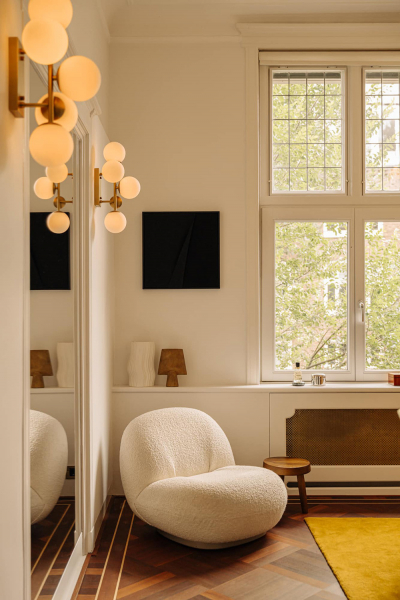 Великолепные апартаменты в Амстердаме, вдохновлённые парижскими интерьерами Великолепные апартаменты в Амстердаме, вдохновлённые парижскими интерьерами