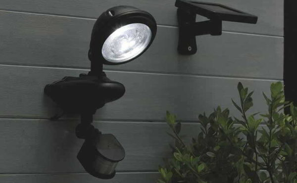 Датчик движения для включения освещения