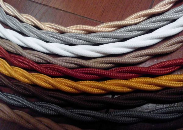 Открытая проводка в стиле ретро