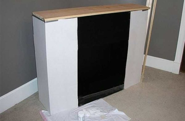 Картонный камин из коробок своими руками