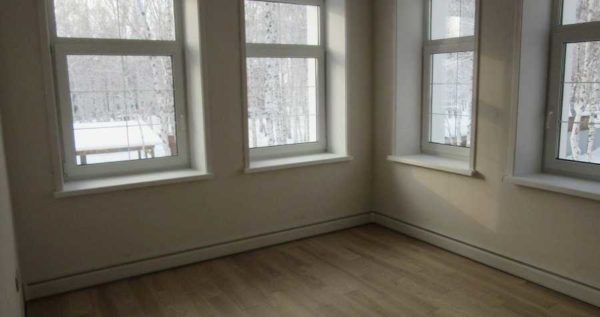 Плинтусное отопление — стоит делать или нет?