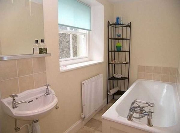 Чем покрасить стены в ванной вместо плитки