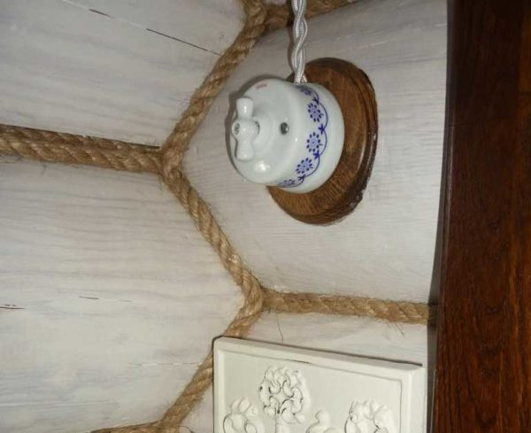 Открытая проводка в стиле ретро