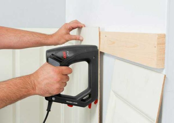 Строительные степлеры: механические, электрические, пневматические