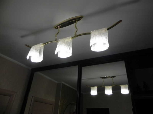 Свет в прихожей и коридоре