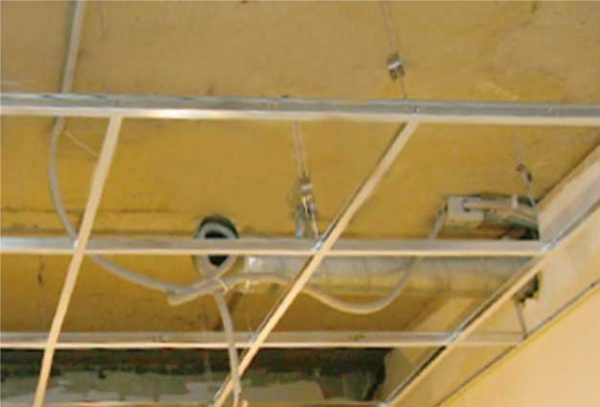 Виды и монтаж потолка армстронг Виды и монтаж потолка армстронг