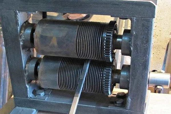 Самодельные приспособления и станки для холодной ковки