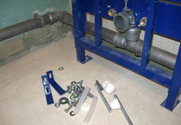 Как выбрать и установить инсталляцию для унитаза