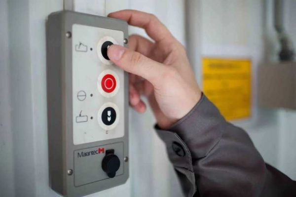 Как выбрать автоматические ворота для гаража