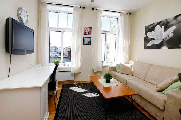 Интерьер маленькой комнаты своими руками