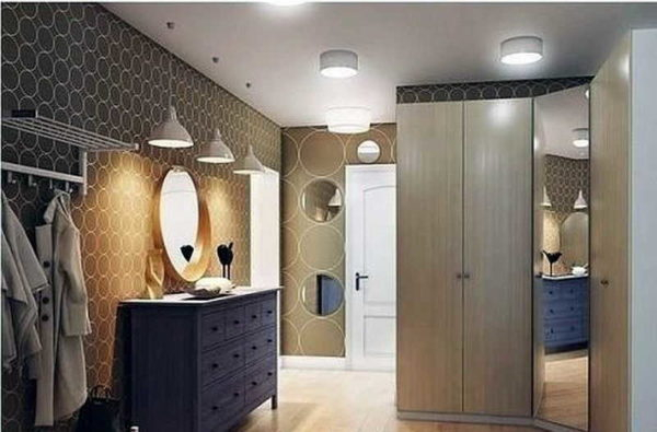 Свет в прихожей и коридоре