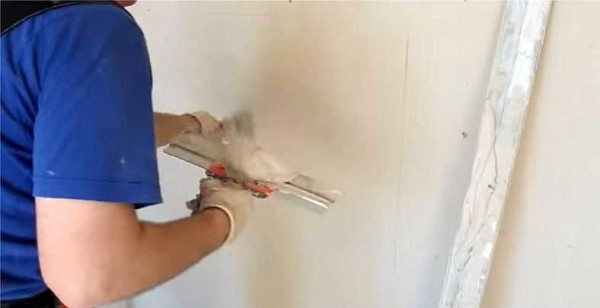 Как выровнять стены своими руками