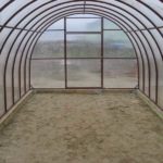 Как сделать поликарбонатную теплицу